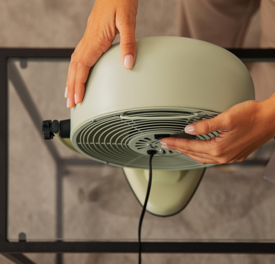 Ventilador de sobremesa Cecotec EnergySilence 800 RetroDesk Green de 20W y 8" con 2 velocidades, 3 aspas aerodinámicas e inclinación ajustable | Base estable | Verde