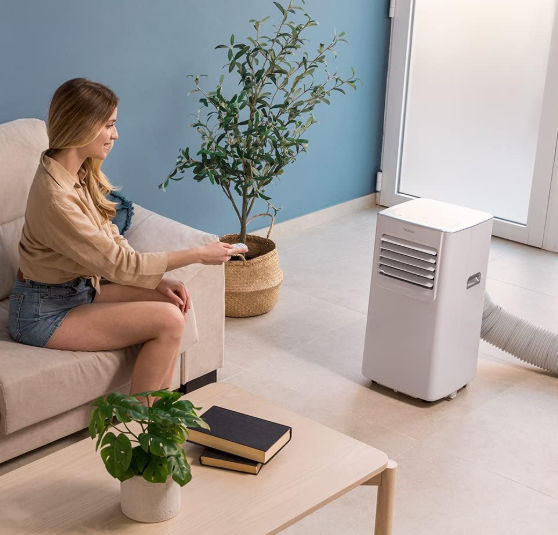 Aire acondicionado portátil Cecotec ForceClima 7100 de 7000 BTU con 4 modos, 2 velocidades, bajo consumo y cobertura 15–20 m²